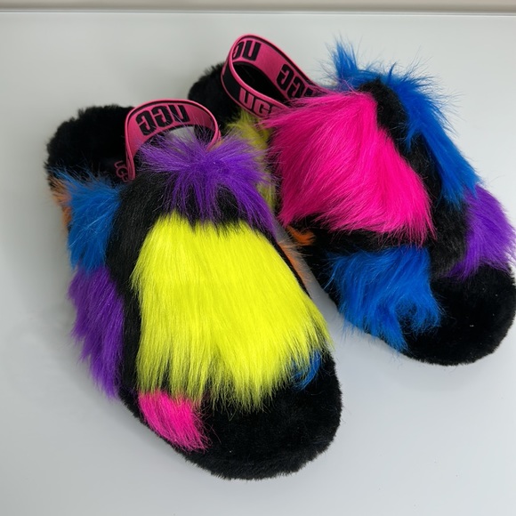 Ugg - Picture 3 of 4